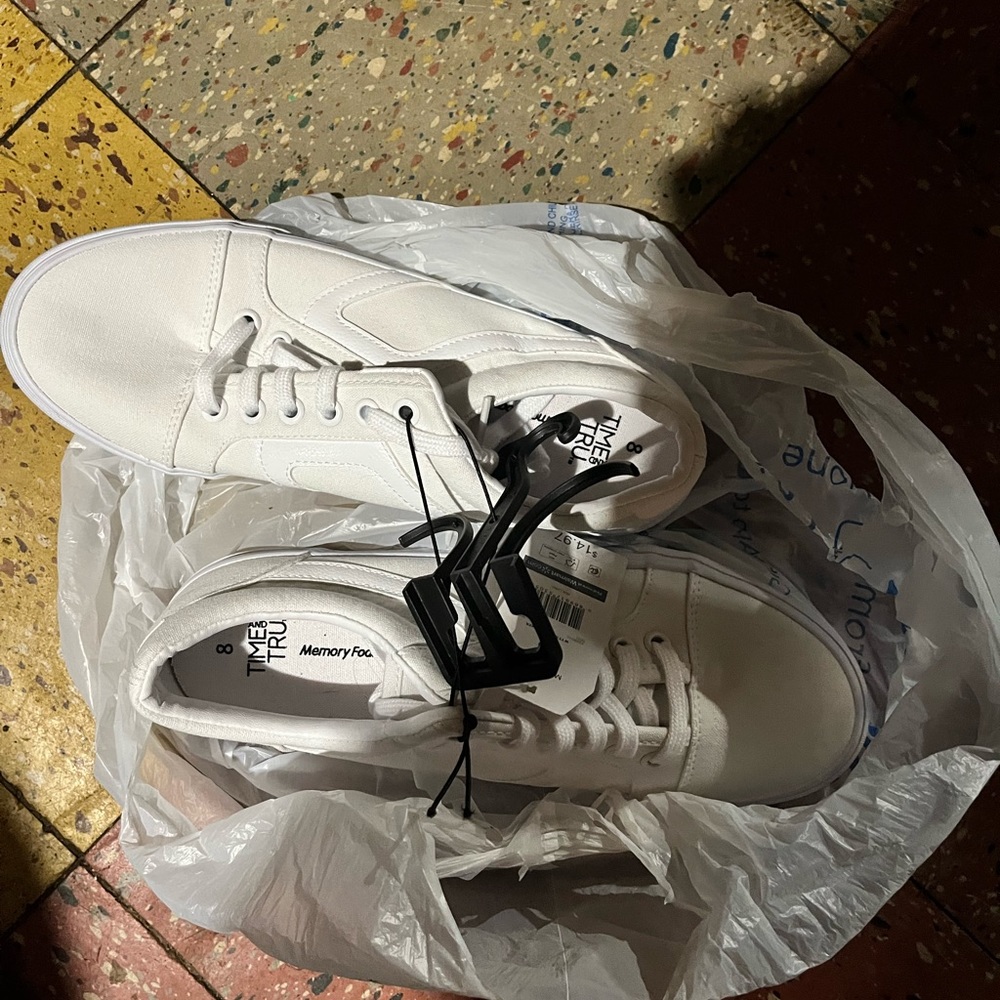 Woman Fashion Pure White Sneakers Casual Lace up Flat Shoes Low Top